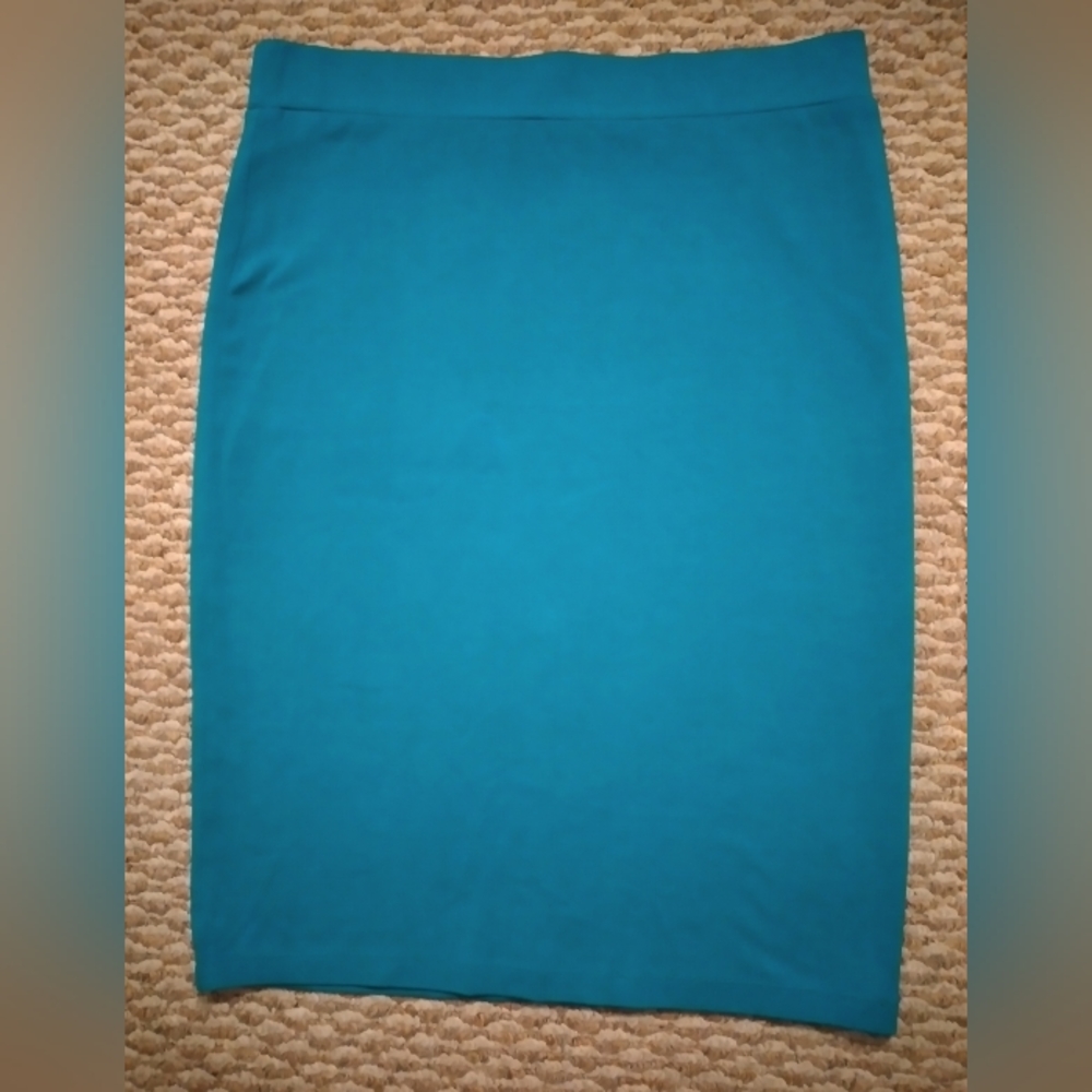 😊5 for $20 Forever 21 skirt